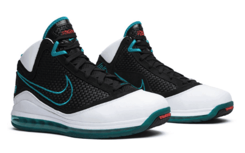 詹皇上脚“红毯”配色！Nike Air Max LeBron 7“ Red Carpet”即将复刻回归！ 货号：CU5133-100