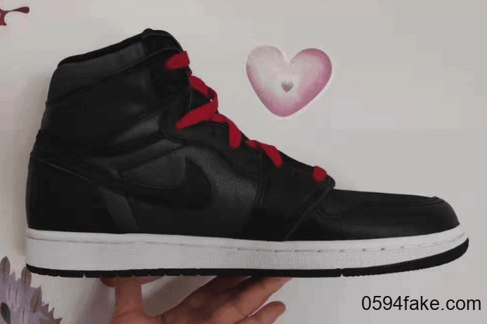 Air Jordan 1新配色实物图曝光！看完你会入手吗？ 货号：555088-060