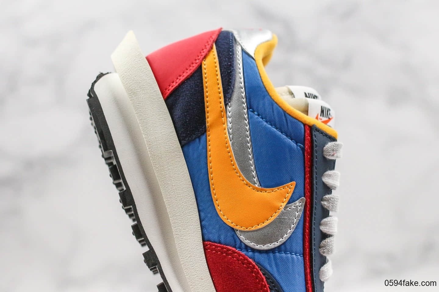 耐克Sacai x Nike LVD Waffle Daybreak联名走秀款华夫鞋变形解构鞋蓝红银黄公司级带半码原厂网布双层EVA组合大底 货号：BV0073-400