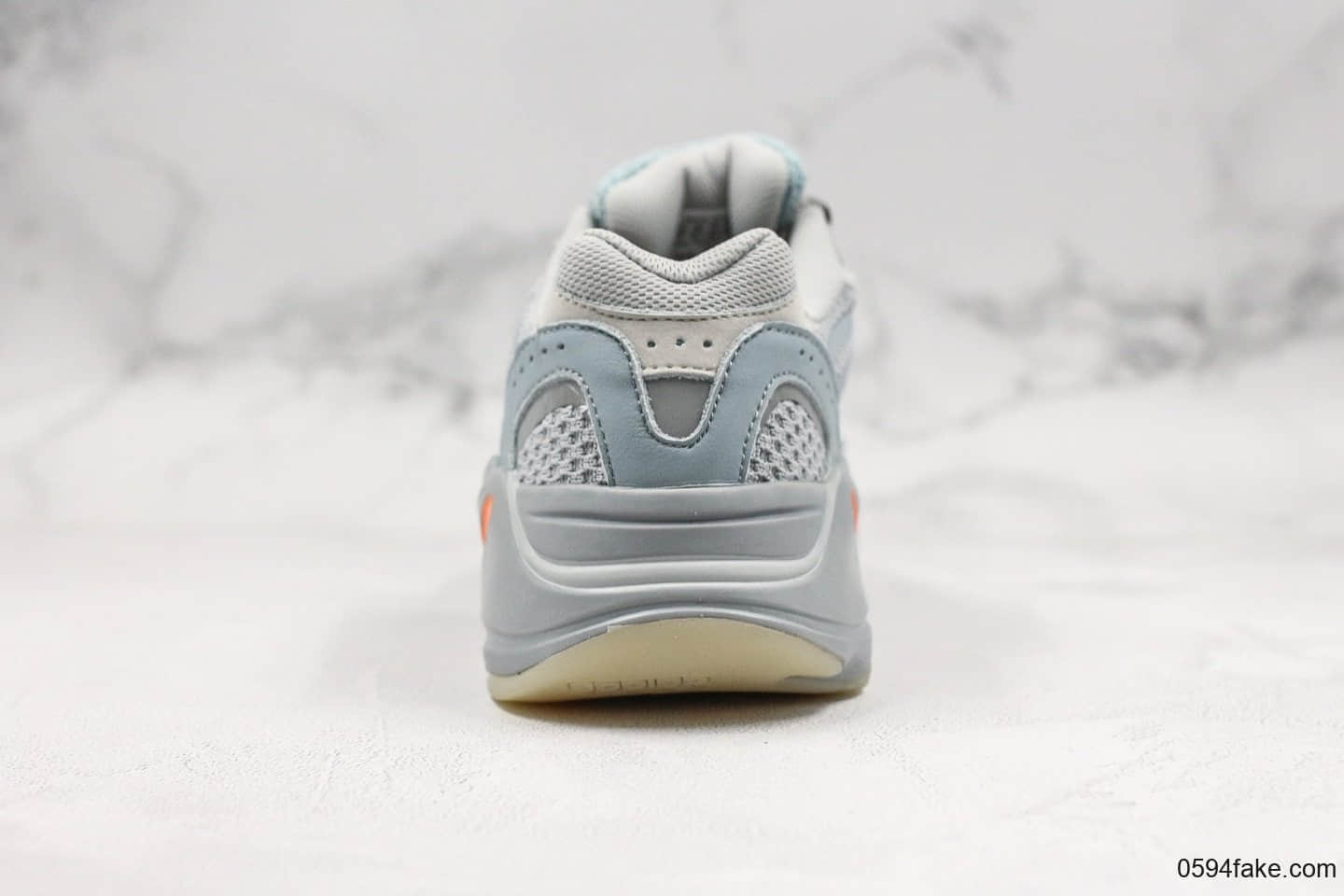 阿迪达斯adidas Yeezy Boost 700V2 Inertia纯原版本椰子700玉兔灰配色老爹鞋进口3M反光材质原厂巴斯夫大底 货号：FW2549