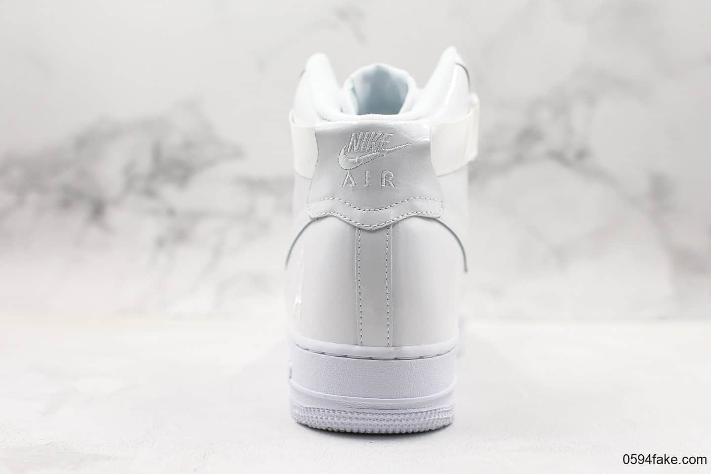 耐克Nike Air Force 1 Hight Sheed纯原版本空军一号冠军系列华莱士漆皮白色内置气垫 货号：743546-107