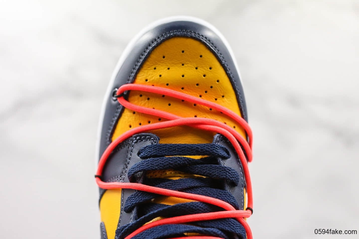 耐克Nike SB Dunk Low联名OFF-White黑橙色纯原版本新款内置气垫SB系列DUNK板鞋 货号：CT0856-700