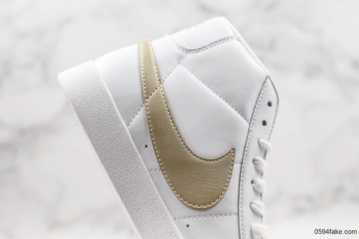 耐克Nike Blazer Mid Vintage Suede公司级版本高帮开拓者内置ZOOM气垫搭配橡胶外底 货号：917862-103