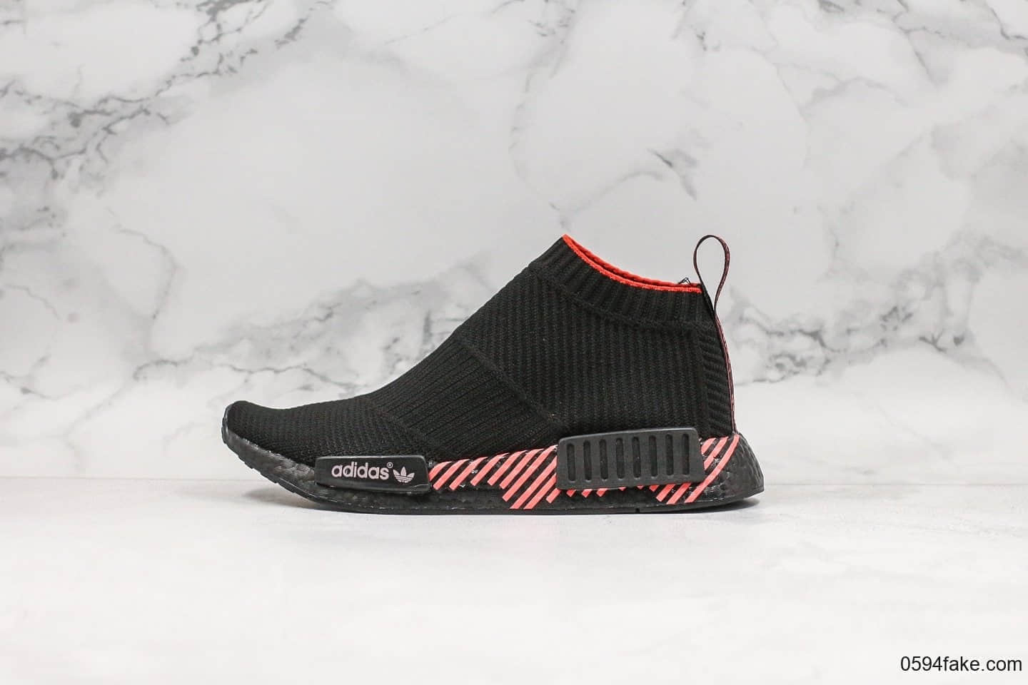 阿迪达斯Adidas NMD CS1 PK Cloud Black纯原版本NMD跑步鞋搭载Boost技术黑色EVA中底插经典袜子鞋 货号：G27354