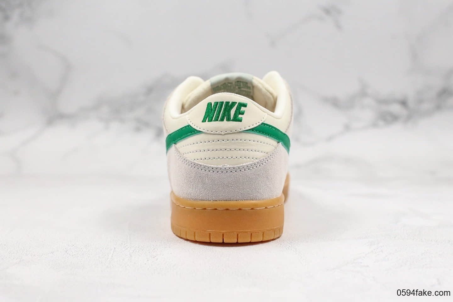 耐克Nike SB Dunk Low Pro纯原版本复古白绿配色SB DUNK原厂头层原盒原标区别市面通货版本 货号：854866-121