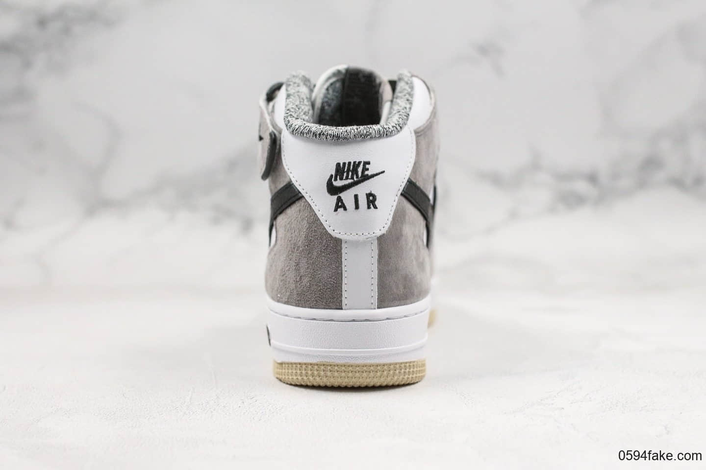 耐克Nike Air Force1 mid Premium纯原版本中帮空军一号灰老鼠原版正确包装原厂头层皮料原厂复刻全掌气垫 货号：808790-107