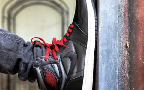 Air Jordan 1“ Black Satin”释出上脚图！看完你“真香”了吗？ 货号：555088-060