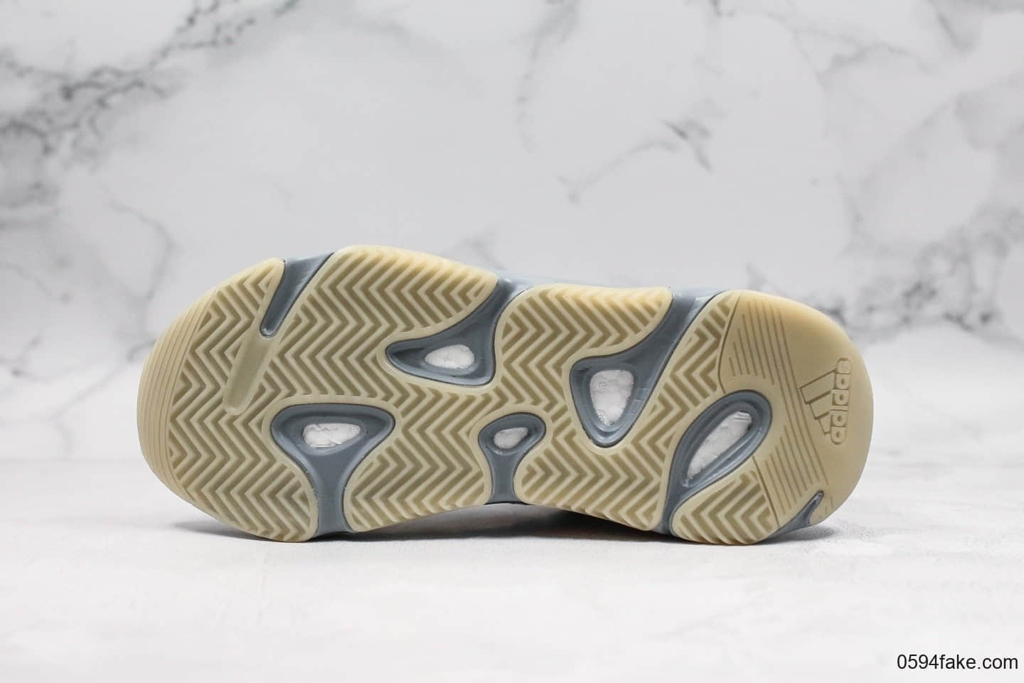 阿迪达斯Adidas Originals YEEZY BOOST 700V2 Inertia纯原版本复古爆米花中底老爹鞋慢跑鞋新惯性硅蓝橘3M反光设计 货号：FW2549