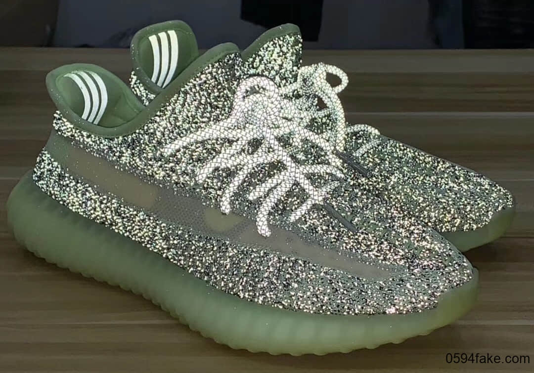  Yeezy Boost 350 V2“ Yeezreel”最新实物图来了！吸睛利器就是它没错了！