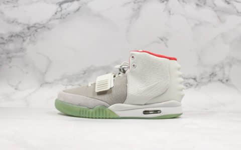 耐克Nike Air Yeezy 2 NRG纯原版本侃爷耐克椰子机能鞋原鞋开模原盒原标