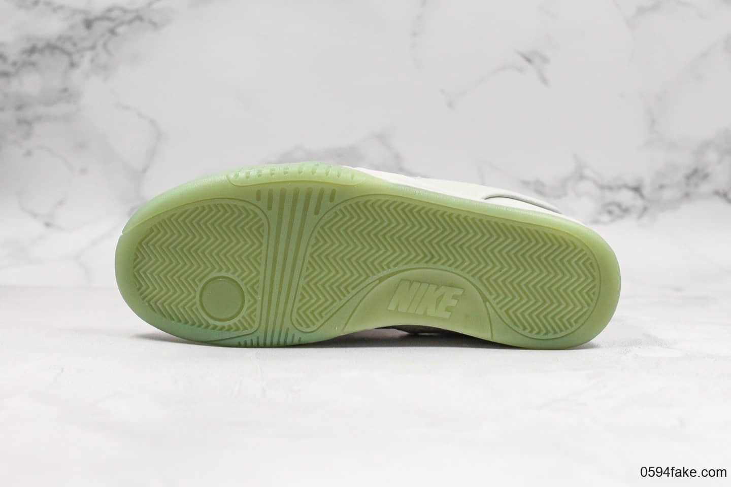 耐克Nike Air Yeezy 2 NRG纯原版本侃爷耐克椰子机能鞋原鞋开模原盒原标