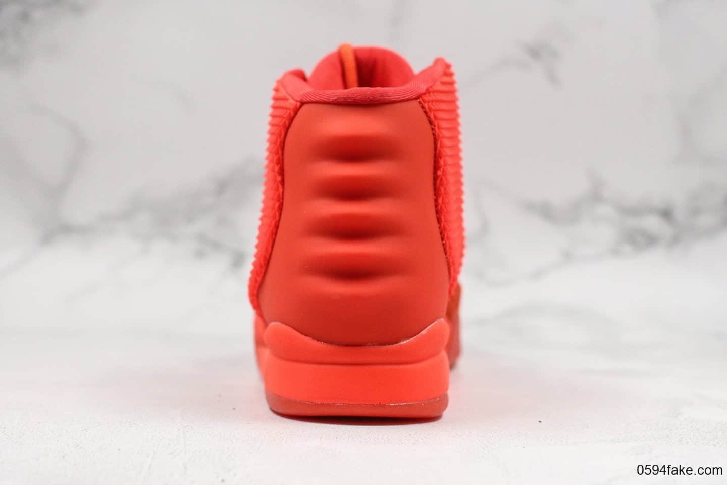 耐克Nike AIR YEZZY 2 NRG椰子机能鞋红色纯原版本侃爷联名款原厂气垫 货号：508214-660