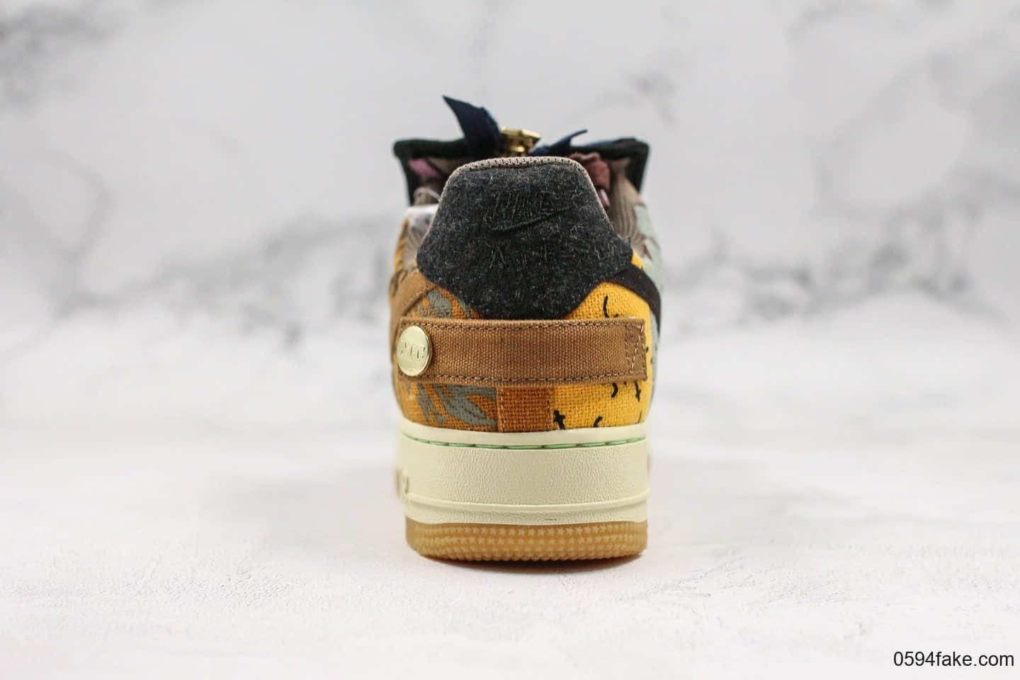 耐克Nike Air Force 1 Low ts x Travis Scott空军一号超限量联名款客供原厂灯芯绒无色差材料原模大底内置全掌气垫 货号：CN2405-900