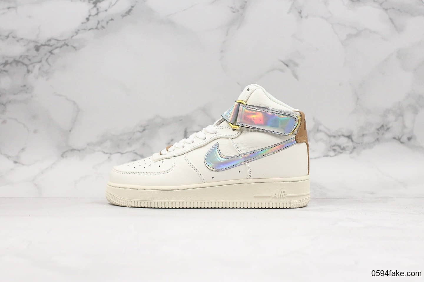 耐克Nike Air Force 1 High Nai Ke THE BUND Jester纯原版本空军一号高帮镭射上海限定顶级头层牛皮 货号：AV2039-100