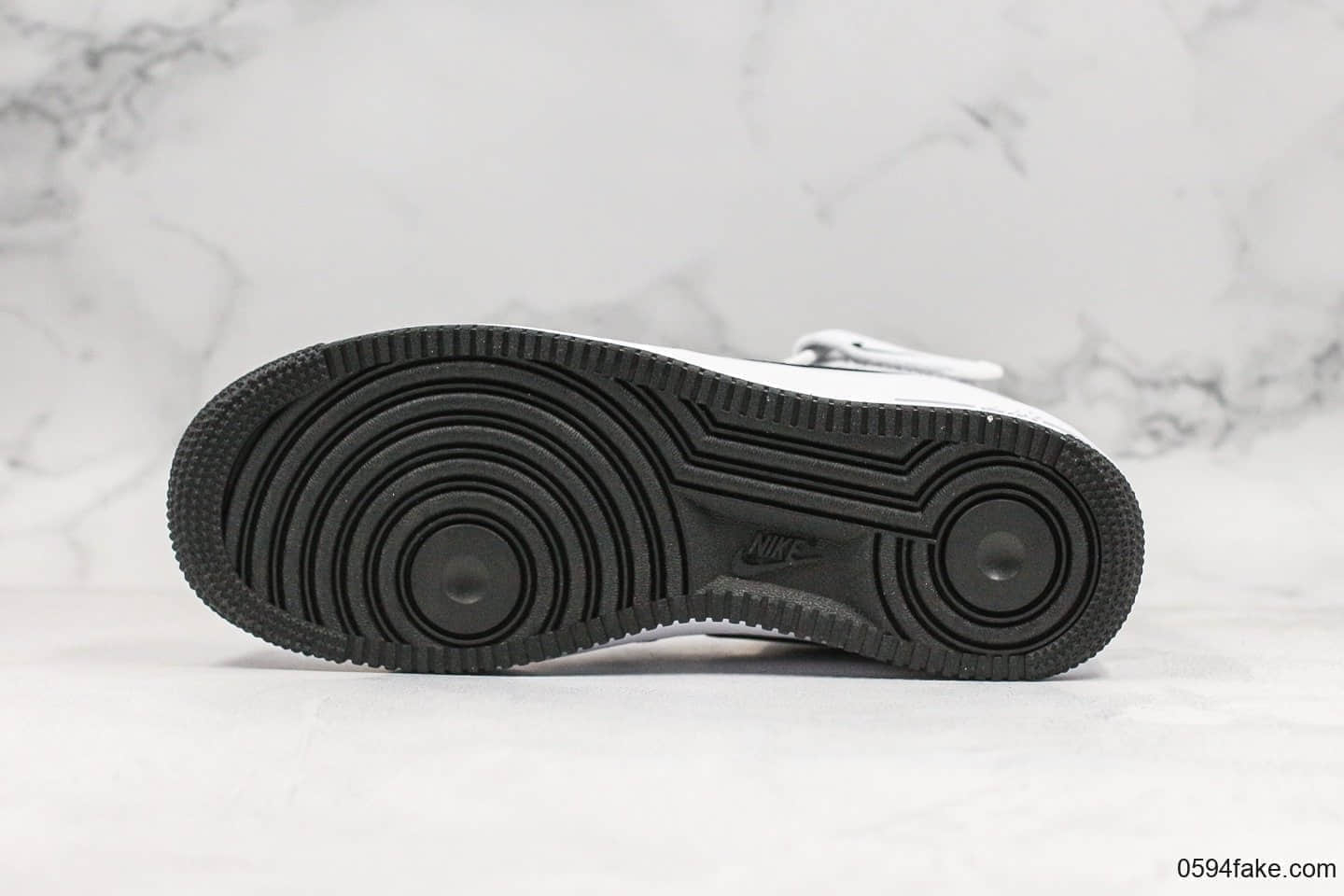 耐克Nike Air Force 1 AF1 MID纯原版本空军一号UN2.0全白满天星中帮板鞋内置全掌solo气垫正确中底鞋垫 货号：366731-808