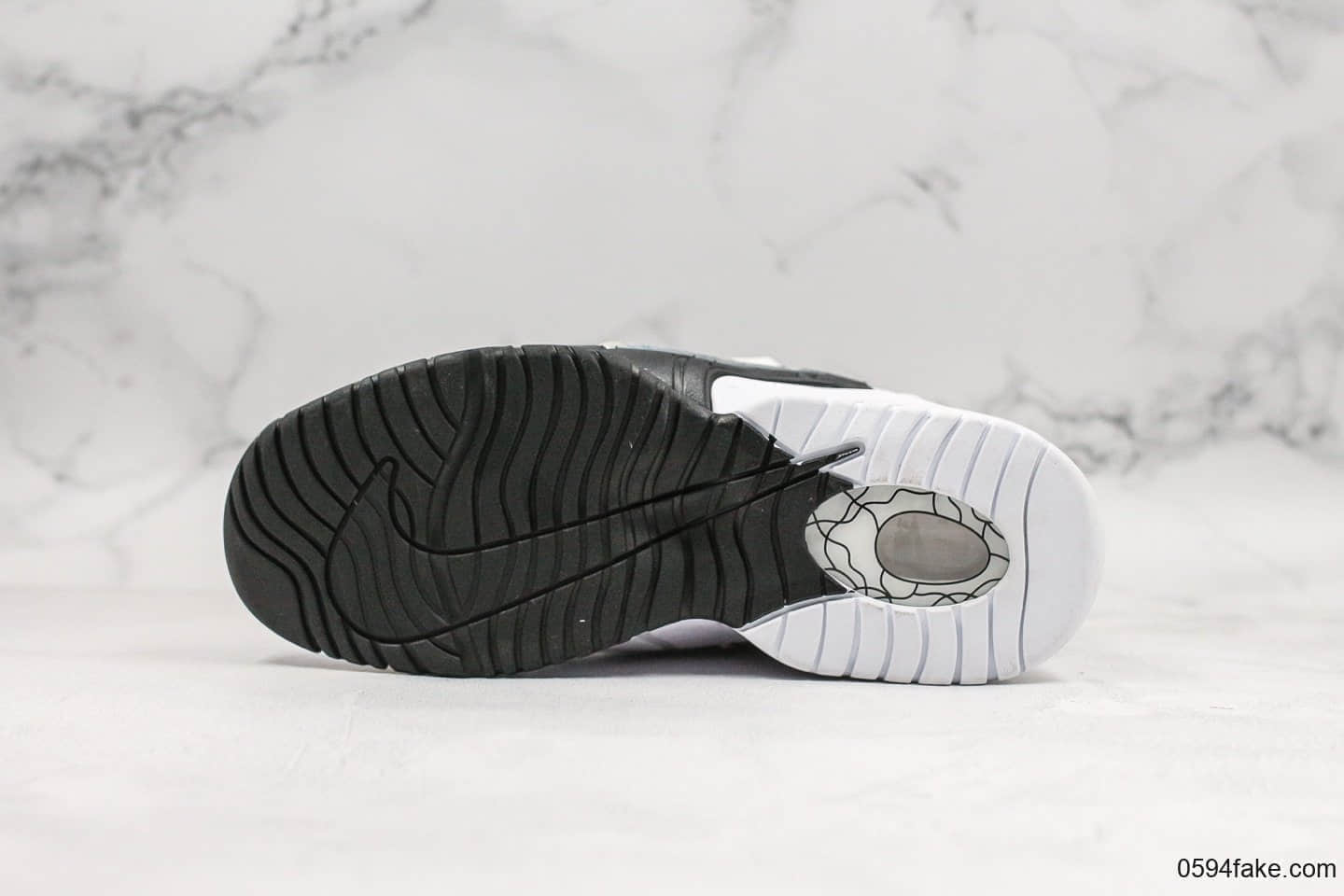 耐克Nike Air Max Penny便士哈达威篮球鞋全新黑白配色纯原版本回归复刻篮球鞋 货号：315519-101