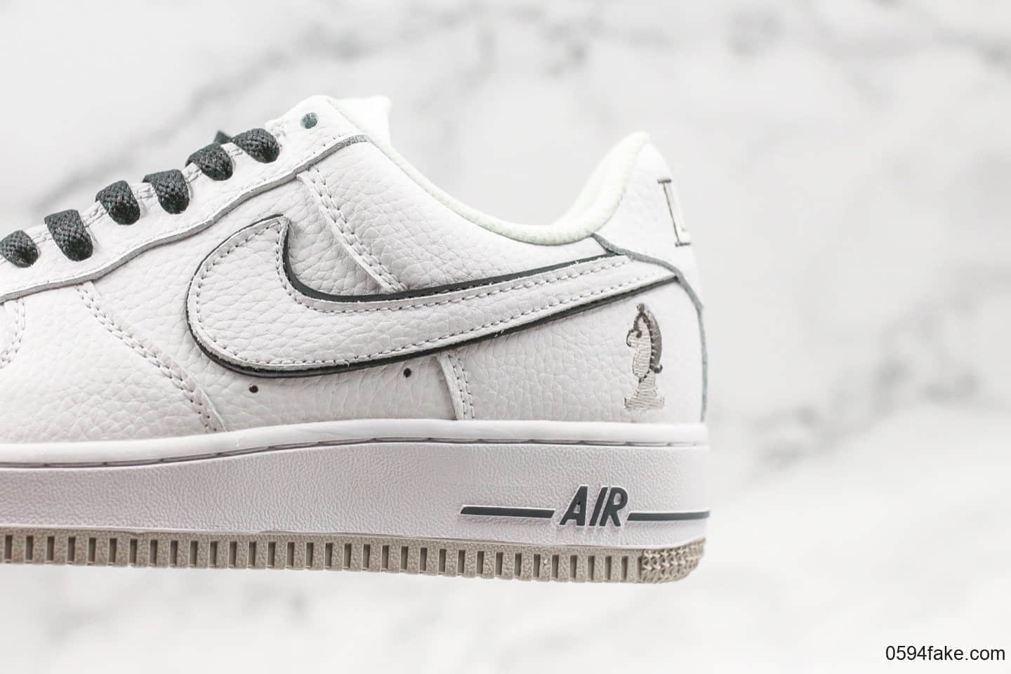 耐克Nike Air Force 1 Low Premium“Four Horsemen”空军一号PE詹姆斯限定款AF1四骑士配色公司级带半码硬质牛剖层移模革原盒原标货号：AH6818-128