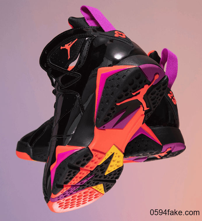 全漆皮鞋面Air Jordan 7月底发售！酷毙了！ 货号：313358-006