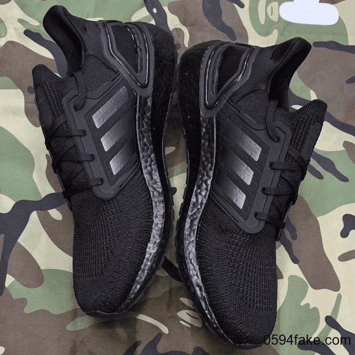 adidas Ultra Boost新品曝光！太空主题科幻十足！