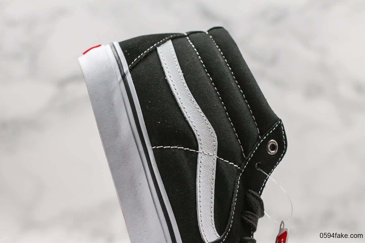 万斯VANS SK8-Mid PRO公司级版本经典高帮中性滑板鞋原档案数据开发原盒原标原厂硫化工艺 货号：VN0A347UY28