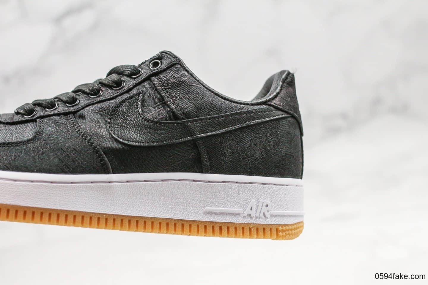 耐克Nike Air Force 1 Premium Game Black x Fragment Design x CLOT纯原版本三方联名款陈冠希空军一号低帮黑色丝绸表皮可撕裂内置全掌气垫原档案数据开发 货号：CZ3986-001