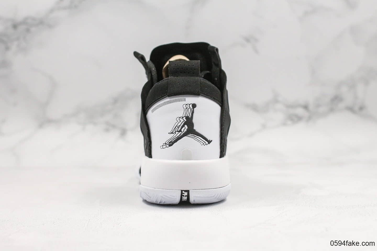 乔丹Air Jordan 34 Eclipse纯原版本乔34日食配色内置气垫鞋底镂空设计支持实战 货号：AR3240-001