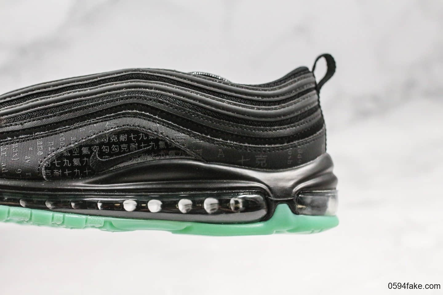 耐克Nike Air Max 97 Premium Green Glow纯原版本复古Max97黑数码骇客帝国绿配色正确小潘气垫完美细节原底原面 货号：921826-017