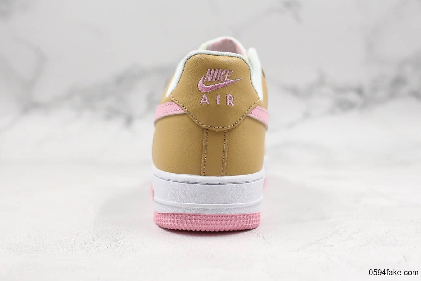 耐克Nike Air Force 1'07 se PRM纯原版本低帮空军一号肉粉色拼接内置Air全掌气垫百搭经典板鞋