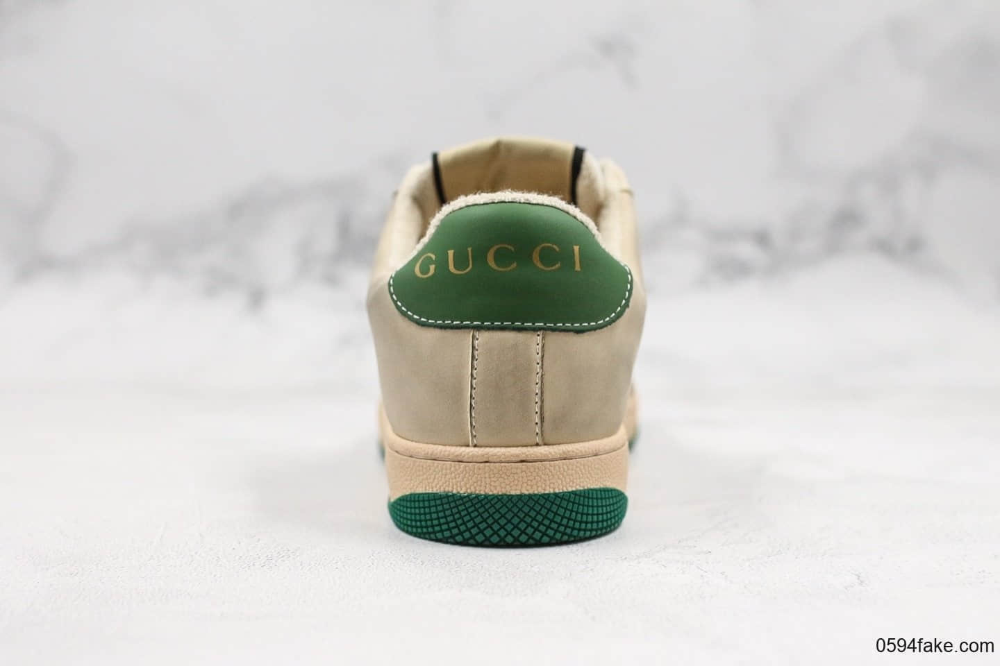 古驰Gucci 2019做旧花盒子猪年限定小猪纯原版本余文乐上脚经典原型复古百搭做旧老爹鞋