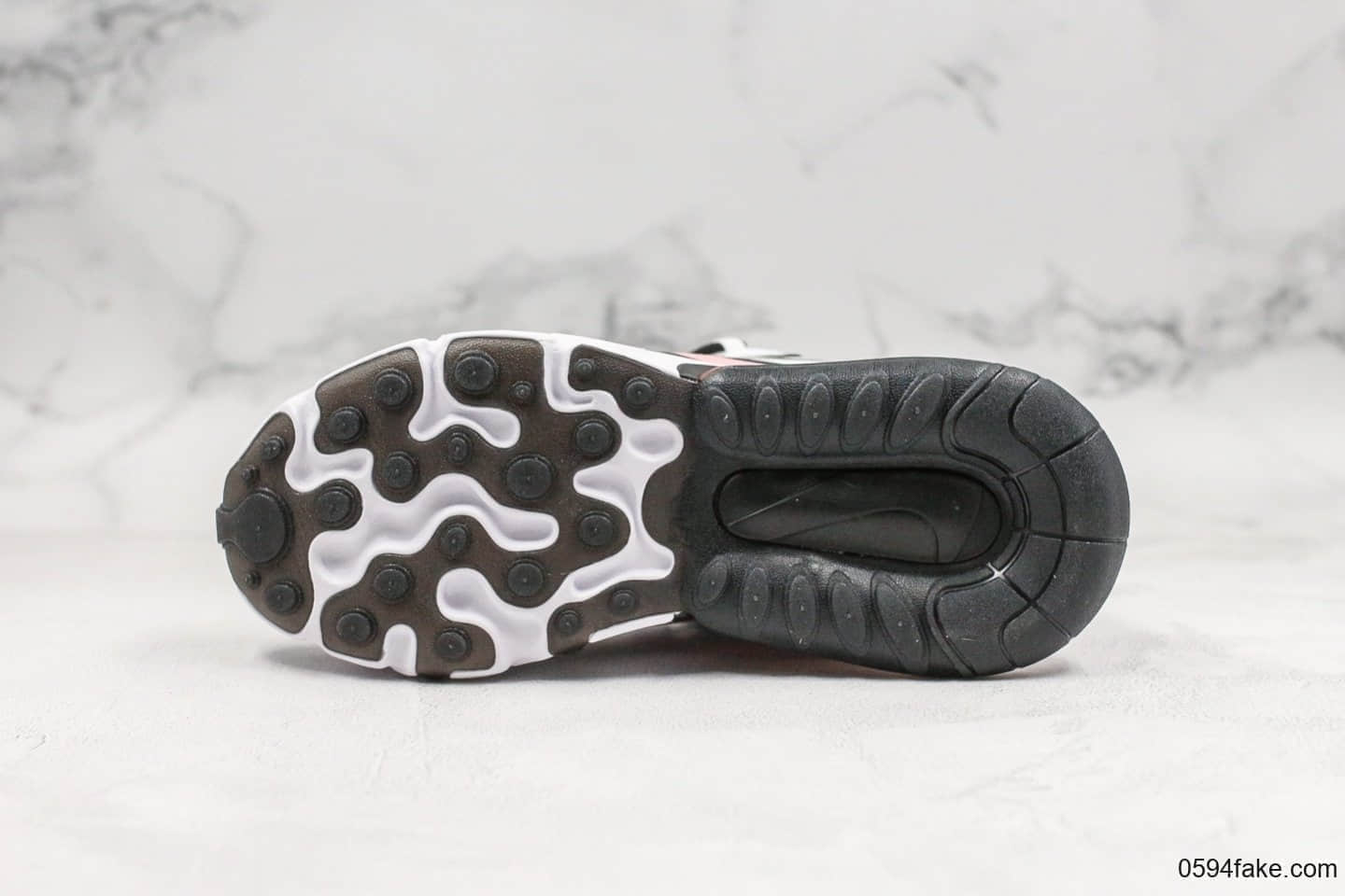 耐克Nike React Air Max 270 React纯原版本黑粉白高桥盾网纱系列机能半掌气垫跑步鞋 货号：AT6174-005