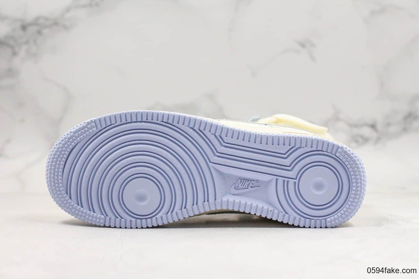耐克Nike Air Force 1 Mid纯原版本空军一号独角兽联名款原鞋开模打造全头层牛皮市面最高版本原盒原标 货号：CQ4810-100
