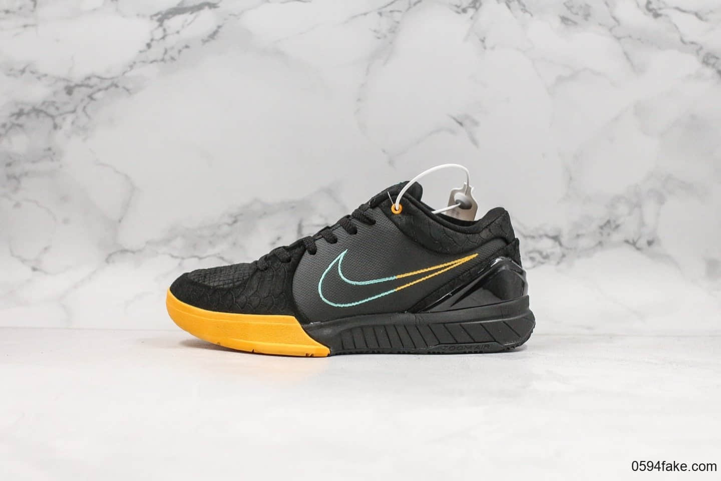 耐克Nike Zoom Kobe 4纯原真碳版本科比4代美国国家篮球队配色专业实战篮球鞋 货号：AV6339-002