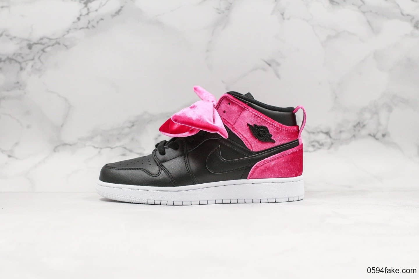 乔丹Air Jordan 1 Mid Bow中帮aj1丝绒蝴蝶结纯原版本原标原盒全新批次女子实战篮球鞋 货号：CK5678-006