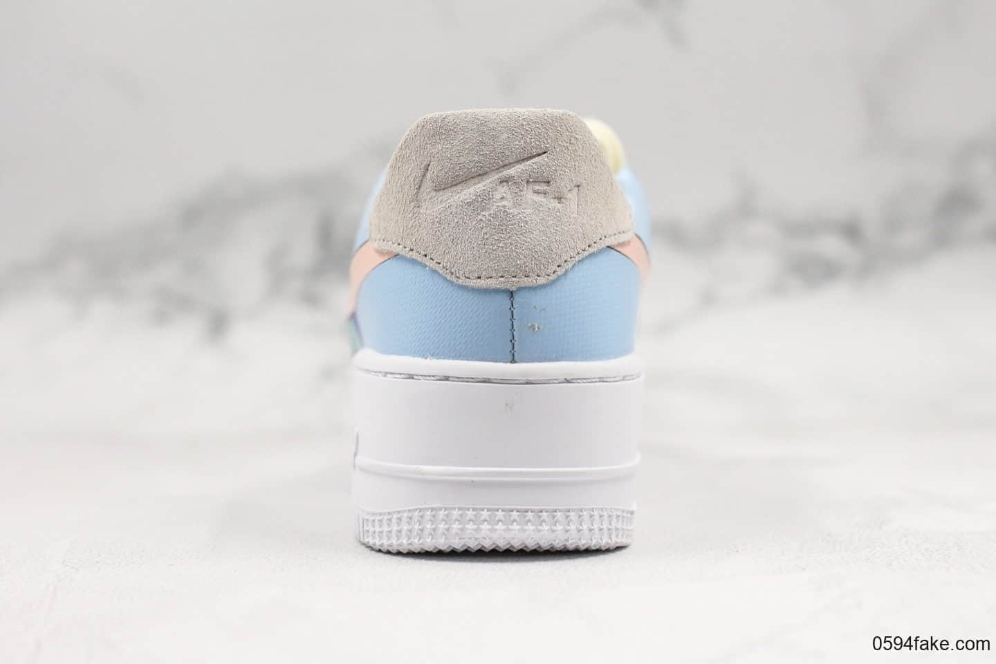 耐克Nike Air Force 1 Shadow纯原版本女子空军一号篮球场涂鸦元素厚底增高鞋糖果拼接内置气垫 货号：BV1976-002