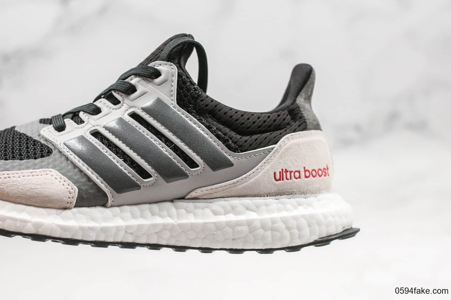 阿迪达斯Adidas Ultra BOOST S&L纯原版本UB 2019新款原档案数据开发马牌橡胶外底BOOST中底搭配绒面皮革网格鞋面科技扭力条