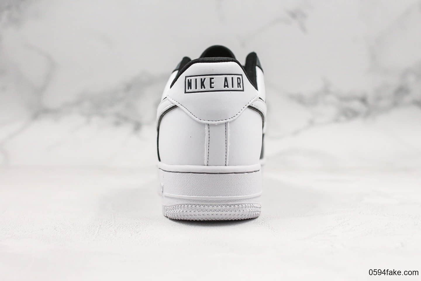 耐克Nike Air Force 1空军一号低帮休闲板鞋白灰色公司级原楦开发内置solo气垫 货号：CI0061-002