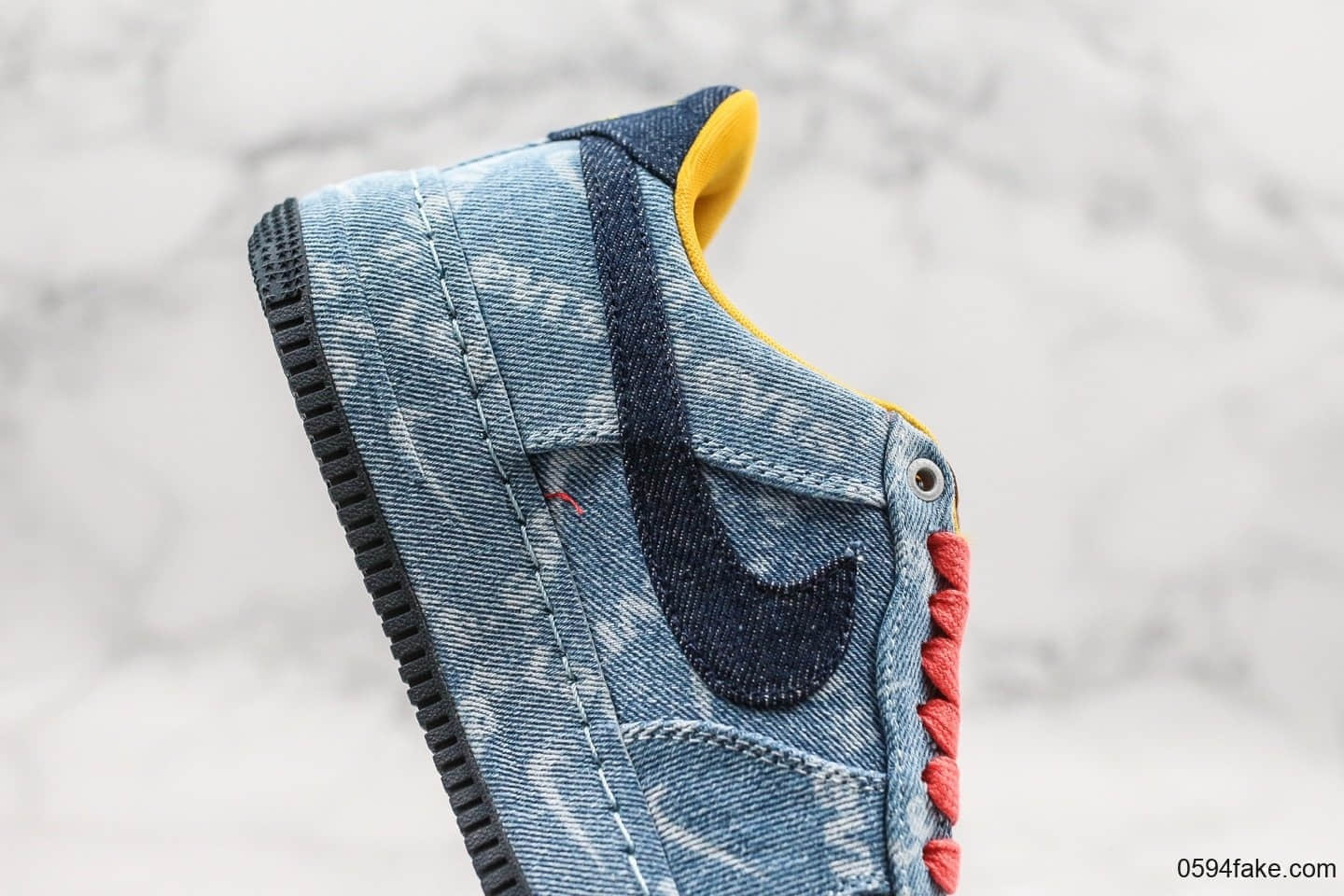 耐克Nike Air Force 1 Low x Levi's纯原版本李维斯联名款低帮空军一号原鞋开模这边工艺特殊印染水洗牛仔布鞋面 货号：CV0670-447