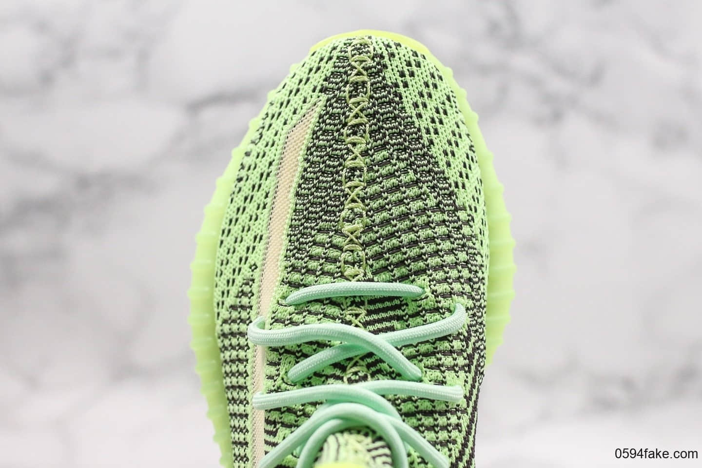 阿迪达斯Adidas YEEZY BOOST 350 V2 YECHEIL公司级版本椰子350V2全新配色荧光绿真巴斯夫爆米花大底镂空蚕丝半透明网纱鞋面 货号：FW5191