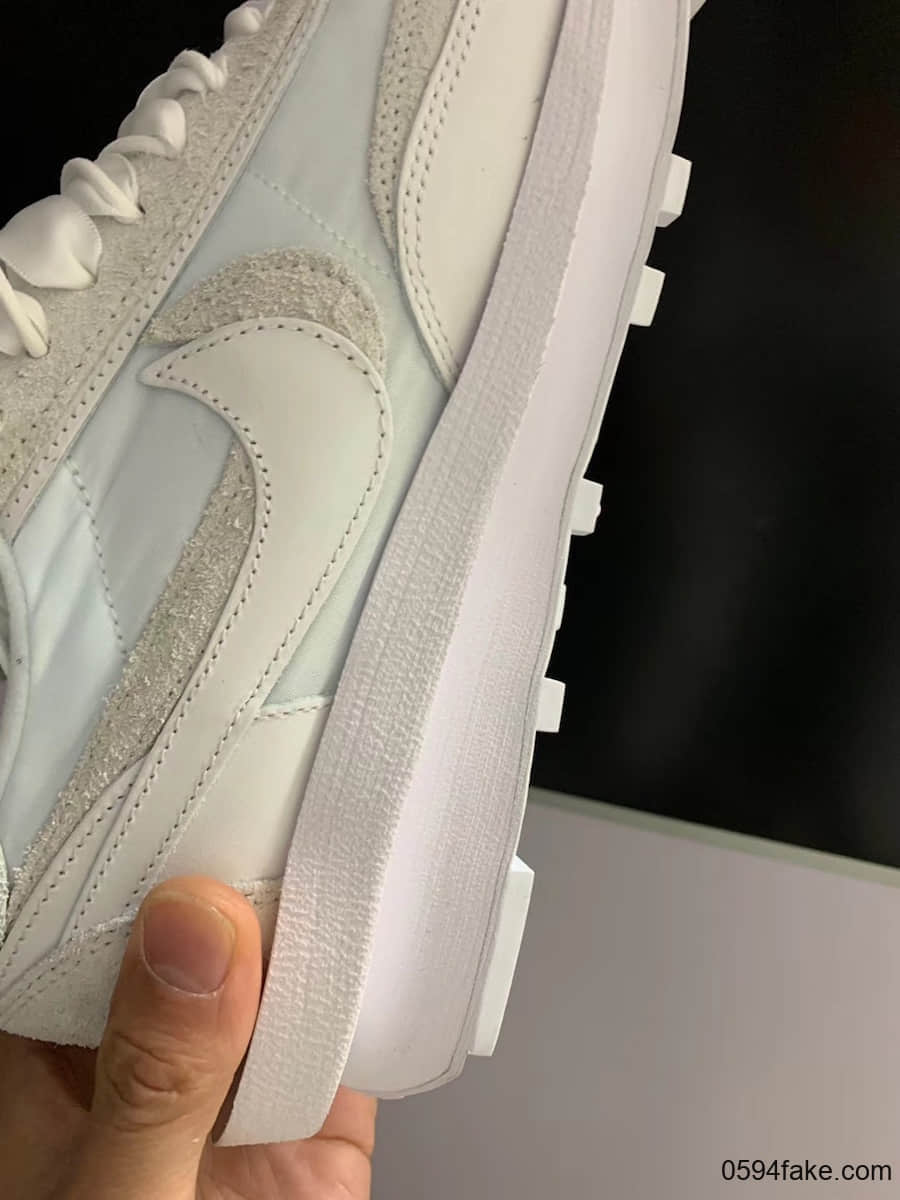 简约百搭！Sacai x Nike LDWaffle“ White Nylon”实物图曝光！