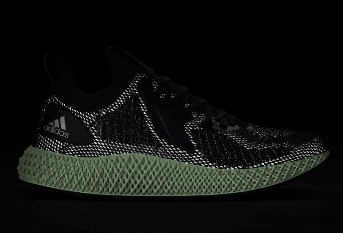 全新Adidas Alphaedge 4D即将发售！反光鞋面超酷炫