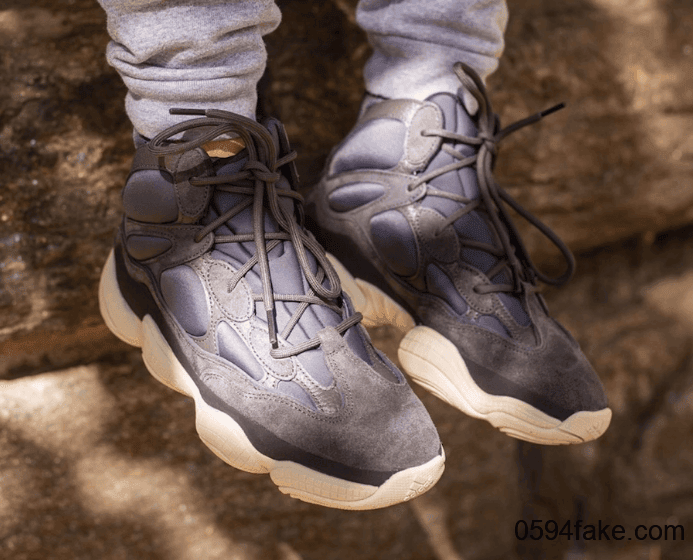 秋冬来一双吗？Yeezy 500 High“ Slate”最新上脚图曝光！ 货号：FW4968