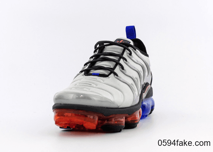 撞色中底！全新Air VaporMax Plus现已发售！ 货号：CU9241-001