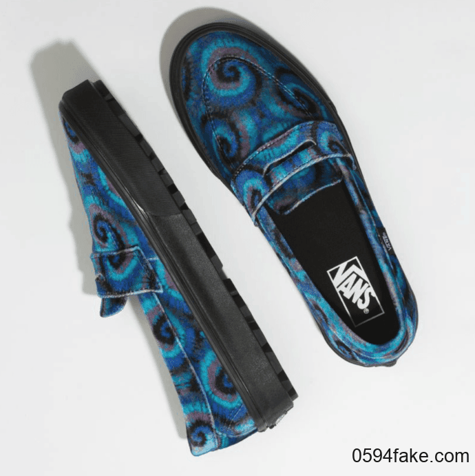 特色扎染印花！这两双Vans新品你打几分？