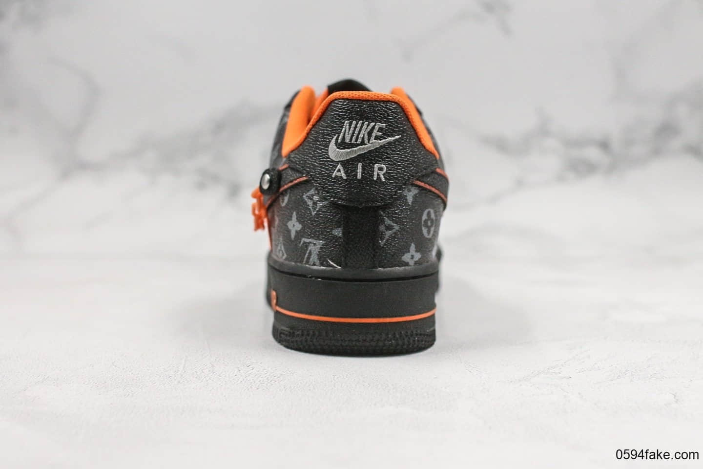 耐克Nike Air Force 1 Low x Louis Vuitton纯原版本路易威登联名印花低帮空军一号黑橘配色原档案数据开发 货号：AQ4211-100