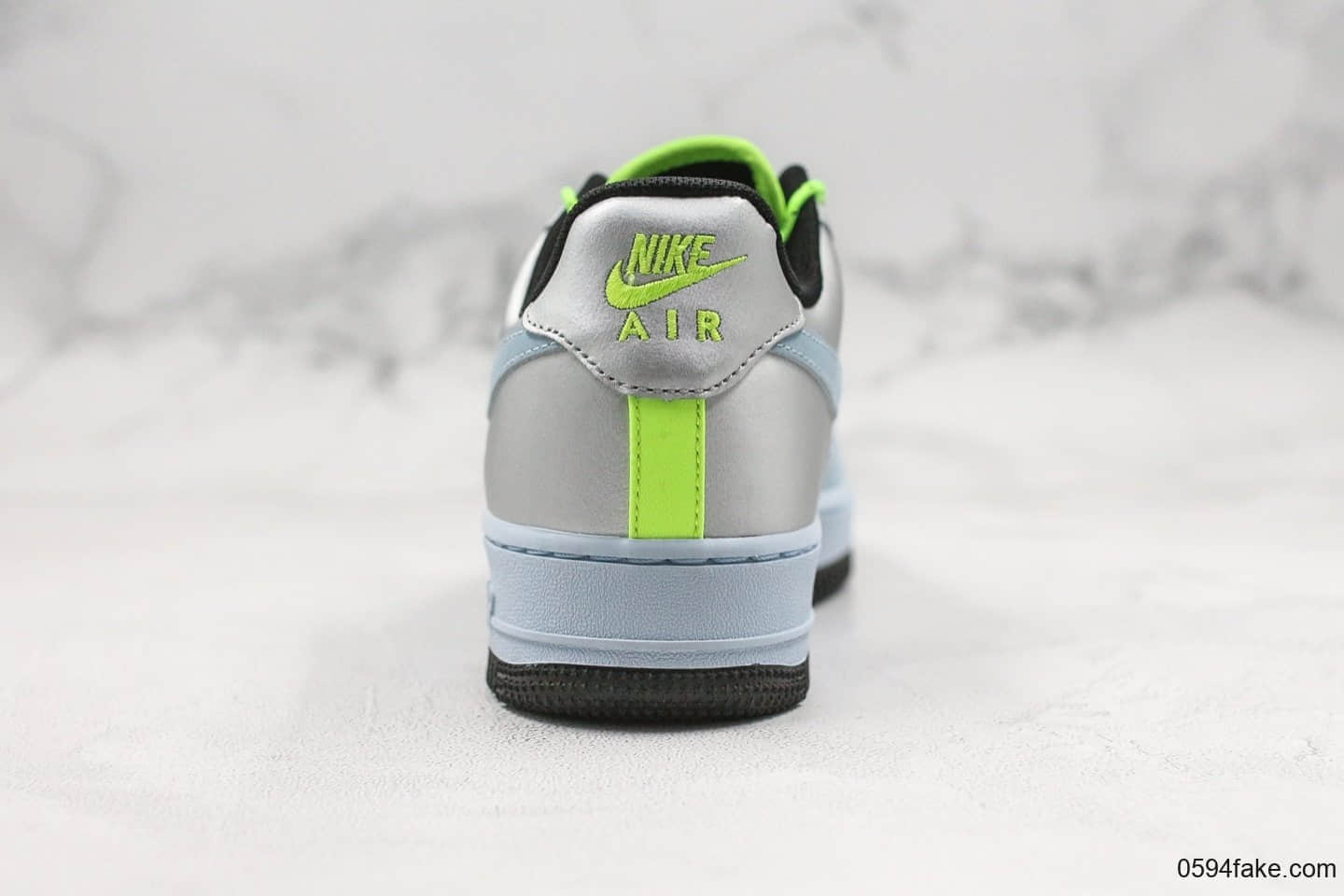 耐克Nike Air Force 1 Low Baby Blue Volt Black Silver纯原版本低帮空军一号雾霾蓝内置Sole气垫原楦头纸板打造 货号：CN0176-400