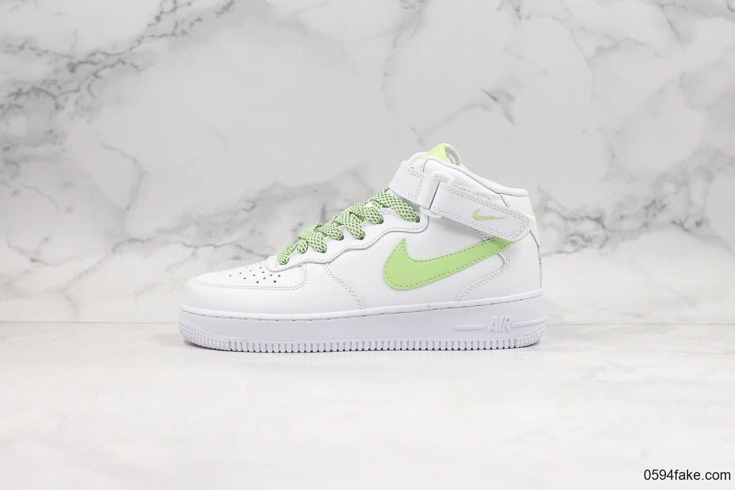 耐克Nike Air Force 1 '07 LV8纯原版本中帮空军一号3D白绿满天星内置全掌Sole气垫鞋面高清洁度 货号：366731-910