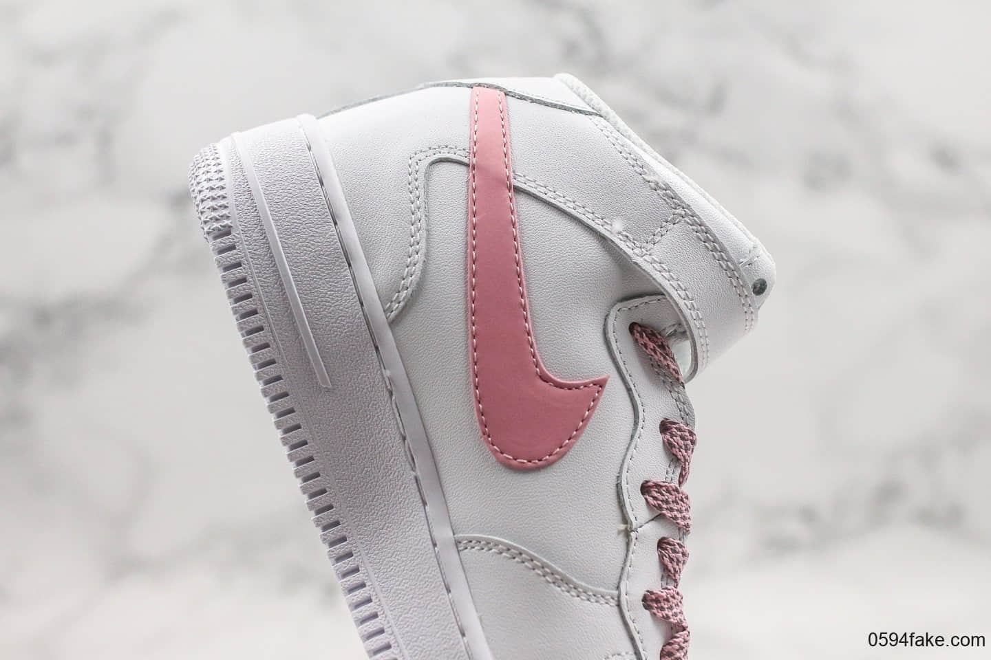 耐克Nike Air Force 1 '07 LV8纯原版本低帮空军一号3M反光中帮满天星少女粉内置全掌气垫原档案数据开发 货号：366731-911