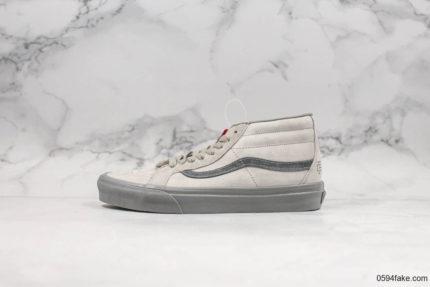 万斯Vans x Reigning Champ纯原版本中帮卫冕冠军联名款麂皮灰后跟3M反光设计原盒原标区别市面通货版本