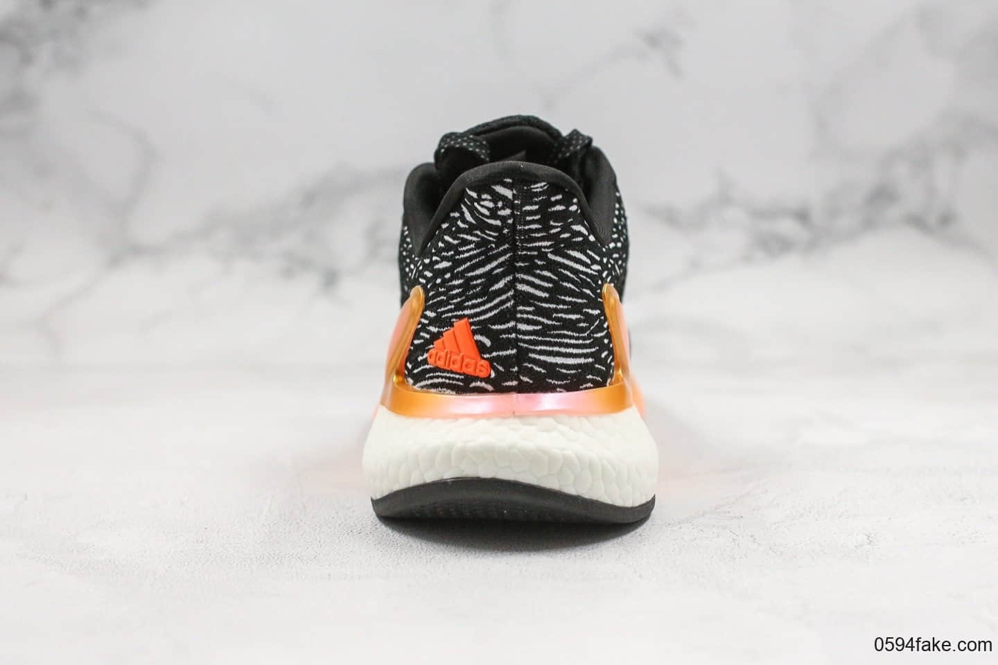 阿迪达斯Adidas Alphaboost System纯原版本阿尔法爆米花黑橙色内置原厂Boost缓震中底搭载马牌防滑橡胶外底 货号：FW8308