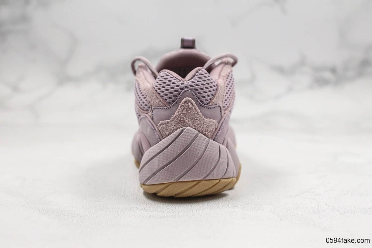 阿迪达斯Adidas Yeezy500 Soft Vision纯原版本椰子500老爹鞋灭霸薰衣草紫原厂材质打造内置吊牌芯片 货号：FW2656